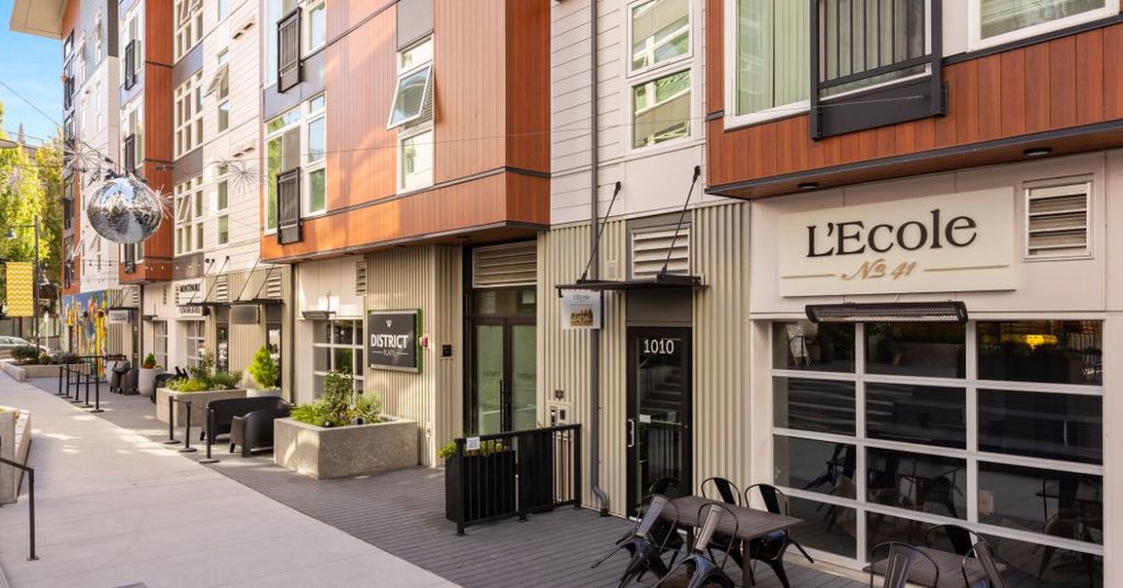 Shops and dining in downtown Woodinville
