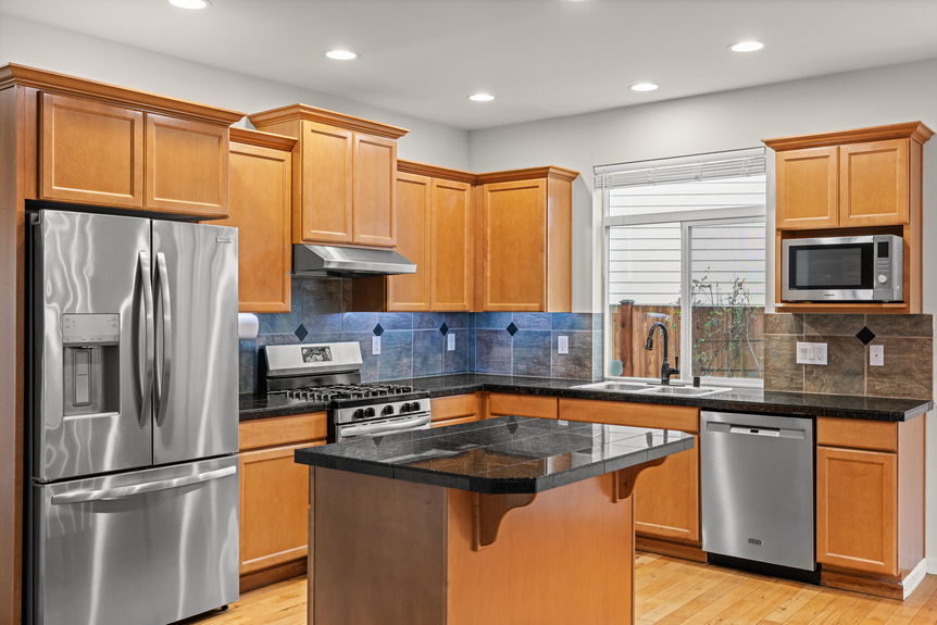 22-2817 208th Pl SW - 22