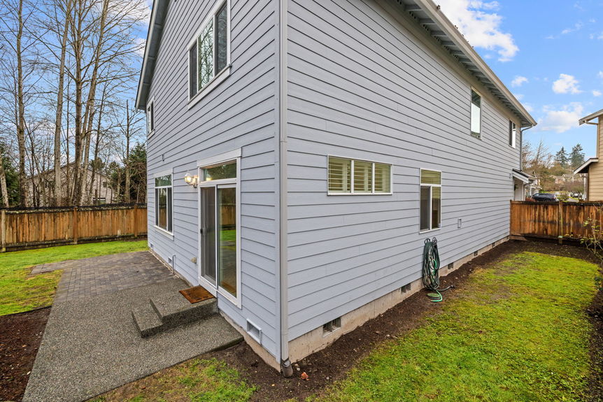 45-2817 208th Pl SW - 45