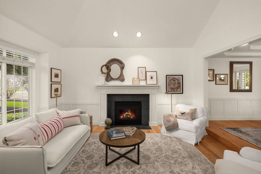 1-web-or-mls-18604-215th-way-ne