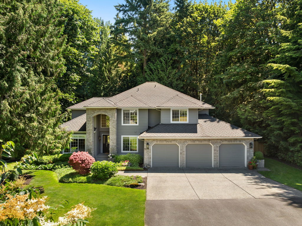 2-web-or-mls-18604-215th-way-ne