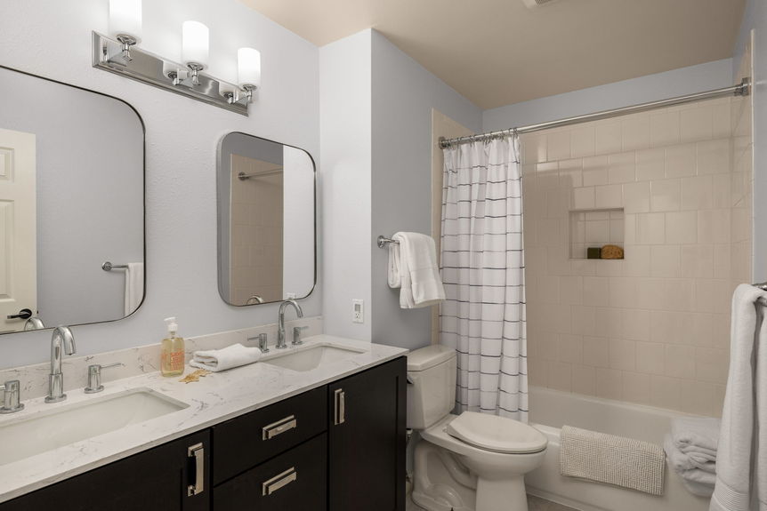 25-web-or-mls-18604-215th-way-ne