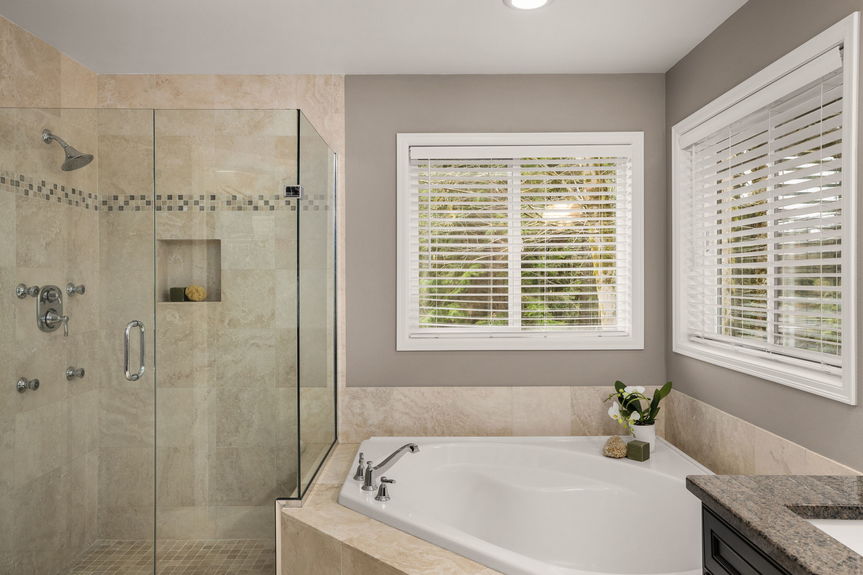 30-web-or-mls-18604-215th-way-ne