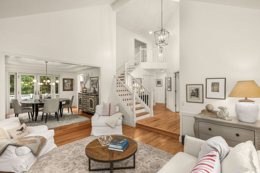 4-web-or-mls-18604-215th-way-ne