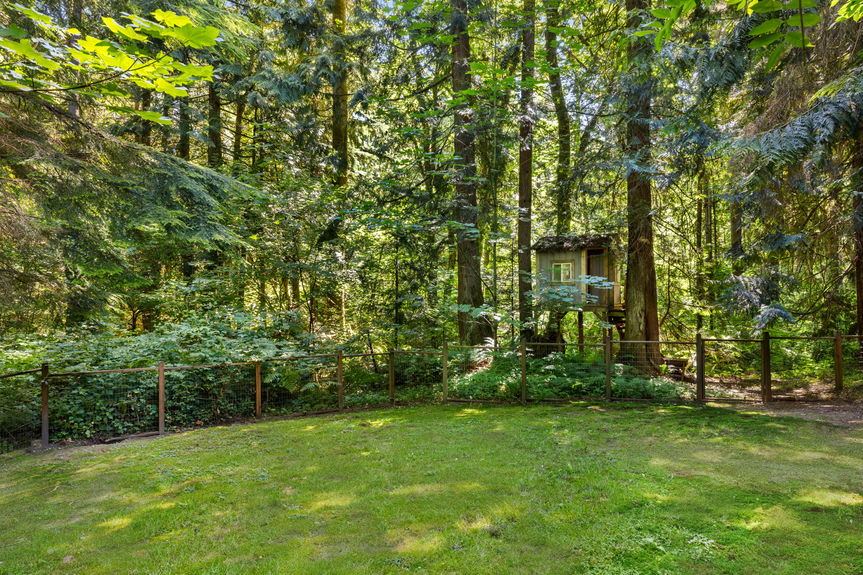 7-web-or-mls-18604-215th-way-ne