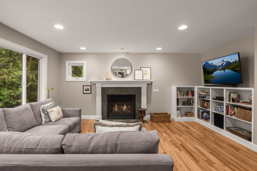 8-web-or-mls-18604-215th-way-ne