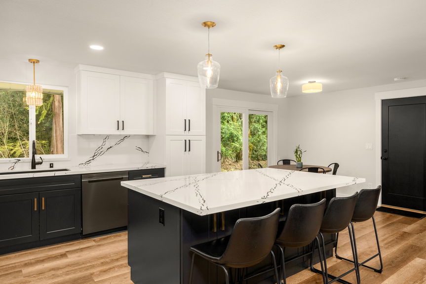 12-web-or-mls-11607-woods-lake-rd