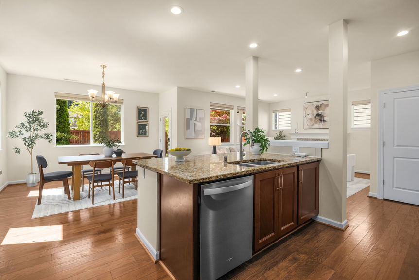 12-web-or-mls-3802-196th-pl-se