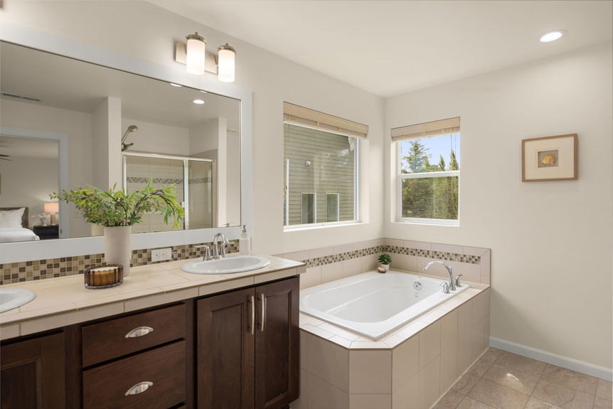 24-web-or-mls-3802-196th-pl-se