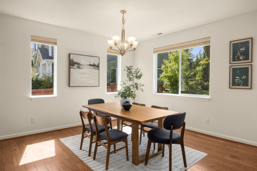 7-web-or-mls-3802-196th-pl-se