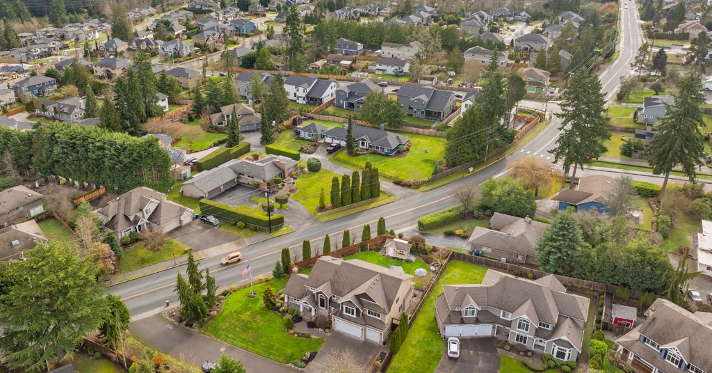 Tree-lined established Kirkland neighborhood with mature landscaping.
