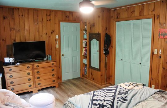 secondupstairsbedroom3