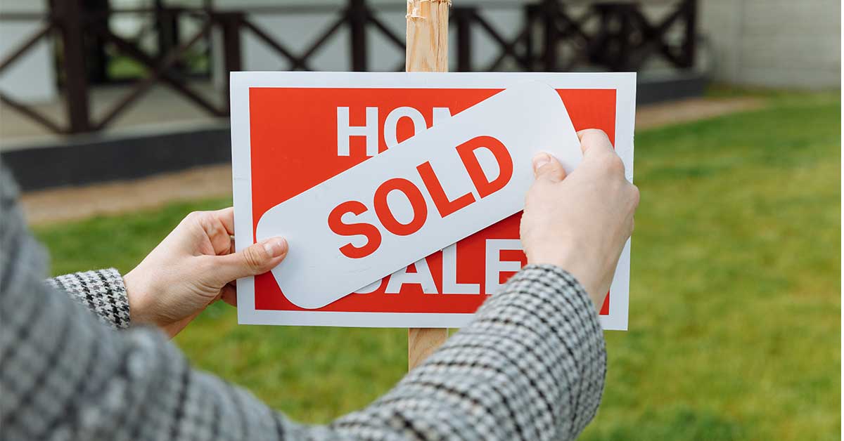 How Home Sellers Can Start A Bidding War