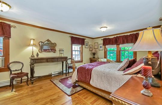 185 Sunset Dr-37