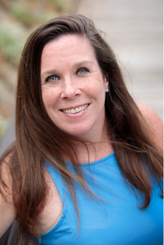 Kathy-Tracey-realtor-headshot 2