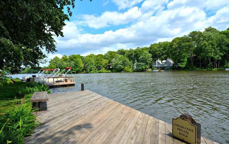 The dock at the Cedar Cove Townhouse Cluster in South Reston, VA 20191