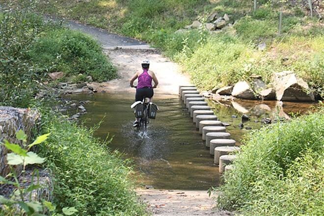 Fairfax Cross County Trail - Difficult Run Stream Crossing