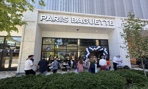 Paris Baguette Opens at RTC Next in Reston Town Center