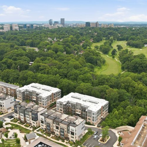 Living in Tall Oaks and the Uplands, Reston: A 2026 Neighborhood Guide for Buyers