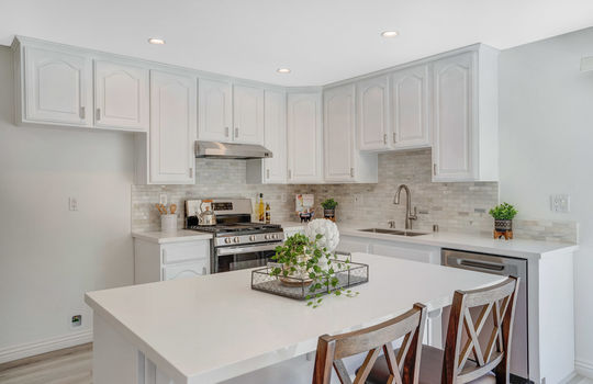 1330 Valencia Loop_MLS (7 of 34)