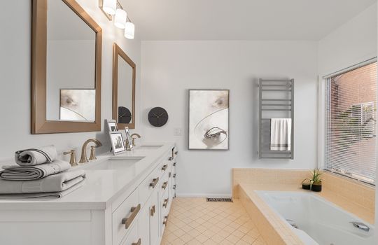 Staged Bathroom - MLS-Web Resolution