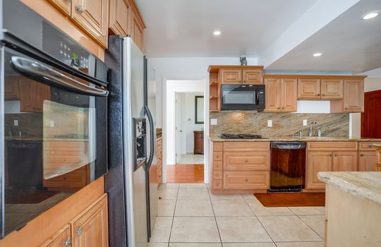 7230-w-90th-st-026_web