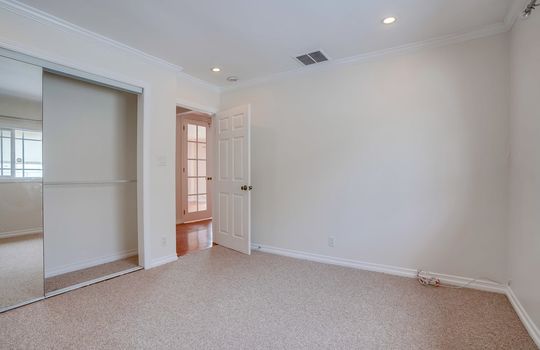 7230-w-90th-st-047_web