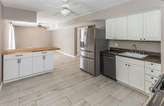 12-Kitchen 3
