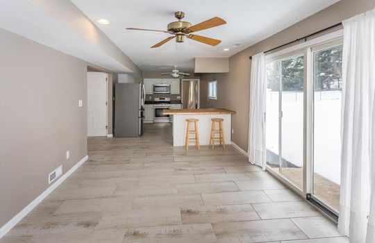14-Family Room Alt View
