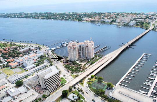 one-watermark-place-wpb11