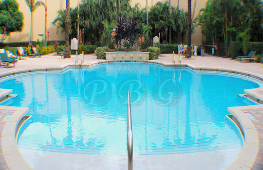 Courtyards in Cityplace (1)