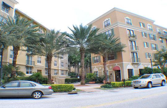 Courtyards in Cityplace (17)