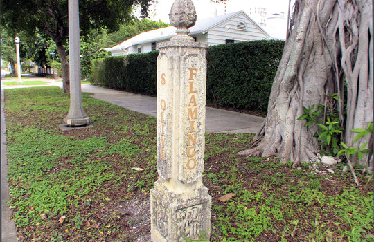 Flamingo Park Sign 2