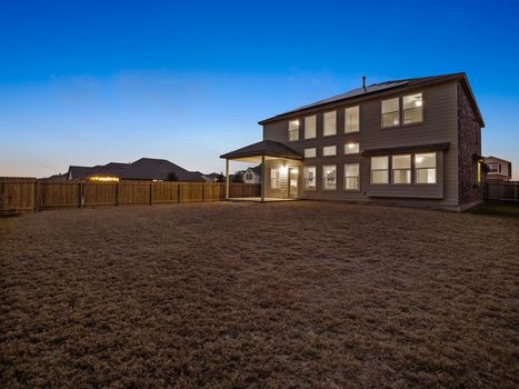 039-371094-18020 Edgewood-039_9767622