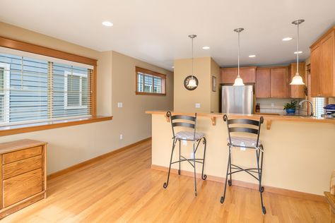 4403-40th-Ave-SW-Seattle-UpgradeRealEstate (13)