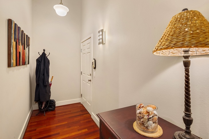 UpgradeRealty-133 Queen Anne Ave N 601 Seattle (21)