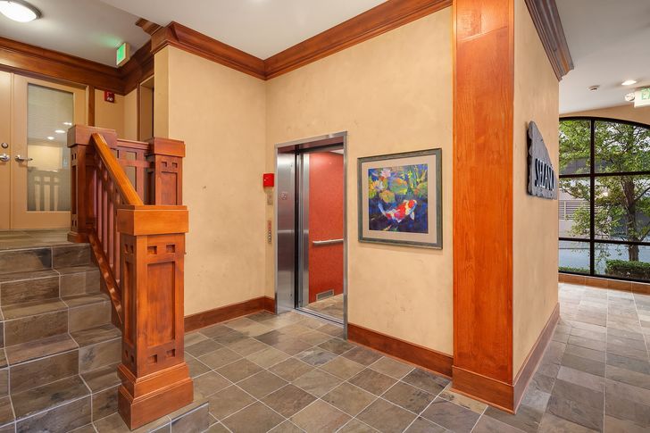 UpgradeRealty-133 Queen Anne Ave N 601 Seattle (5)