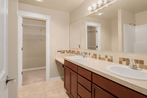 UpgradeRealty-1727-98th-Pl-SW-Everett (14)