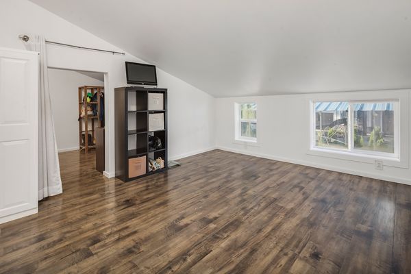 UpgradeRealty-22627-Echo-Lake-Rd-Snohomish (10)