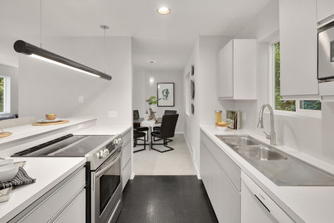 11122 Seola Beach Dr SW Seattle &#8211; Upgrade Realty25