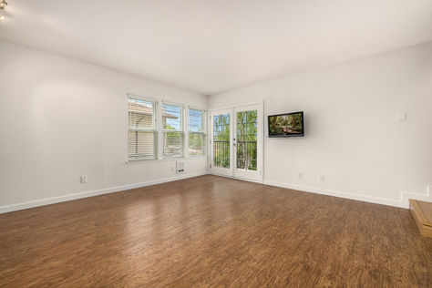 6547 42nd Ave SW #203 Seattle – Upgrade Realty7