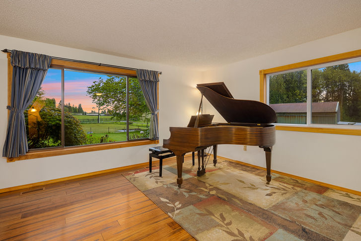 9206 168th St SE Snohomish WA 98296 – Upgrade Realty4