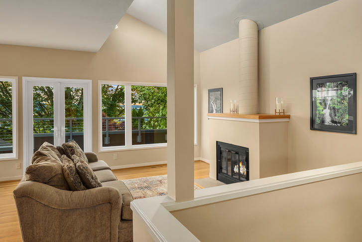 101 NE 58th St 20 Seattle &#8211; Upgrade Realty12