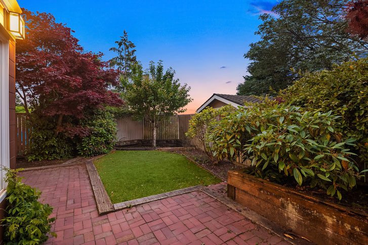 101 NE 58th St 20 Seattle &#8211; Upgrade Realty28