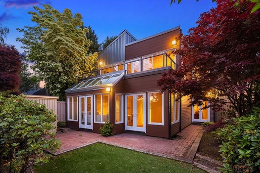 101 NE 58th St 20 Seattle &#8211; Upgrade Realty29