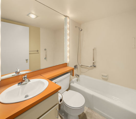 101 NE 58th St 20 Seattle &#8211; Upgrade Realty3