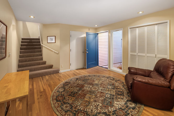 101 NE 58th St 20 Seattle &#8211; Upgrade Realty9