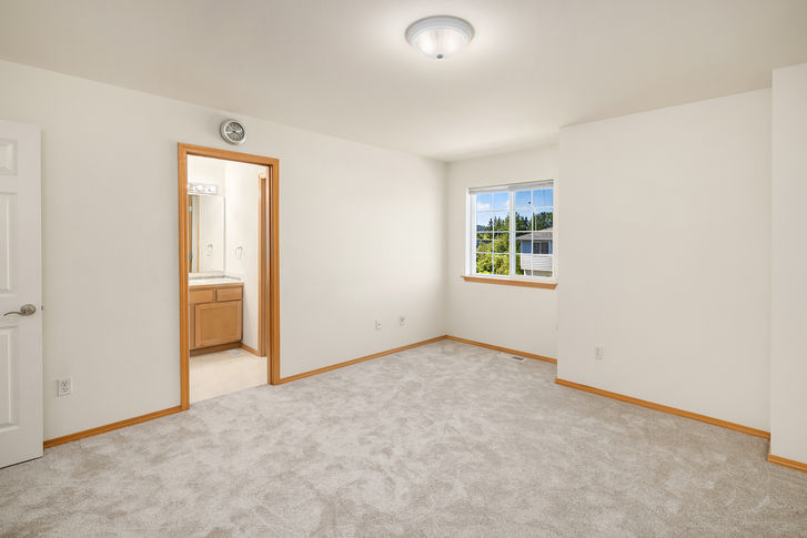 2316 188th Pl SW Lynnwood WA – Upgrade Realty10