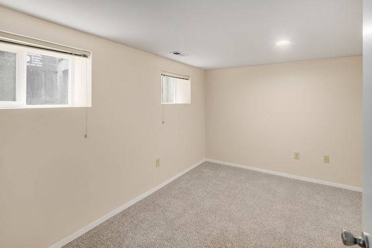 5613 Brooklyn Ave NE Seattle – Upgrade Realty7