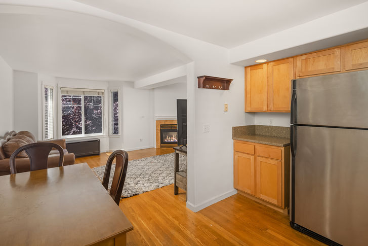 8504 Stone Ave N Seattle – Upgrade Realty15